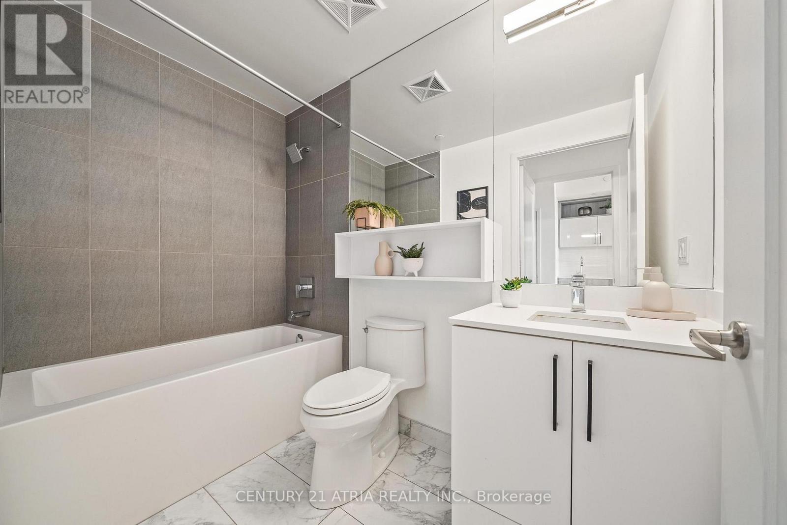 1511 - 70 Princess Street, Toronto, Ontario  M5A 0X6 - Photo 11 - C12826002