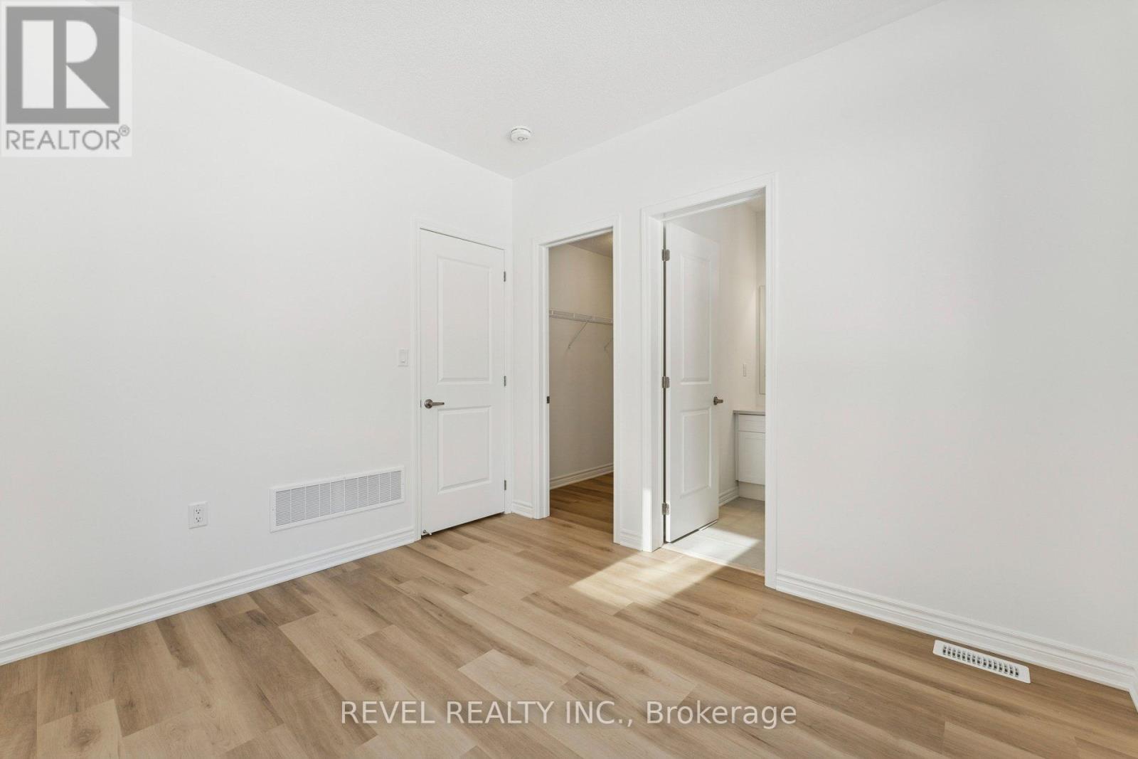 33 Yellow Rail Crescent, Brampton, Ontario L7A 5M8 - Photo 11 - W12827374