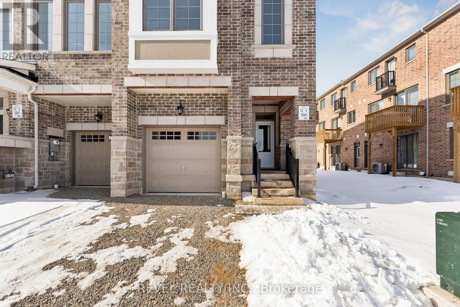 33 Yellow Rail Crescent, Brampton, Ontario L7A 5M8 - Photo 4 - W12827374