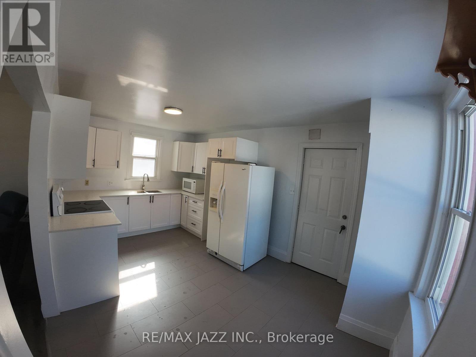 548 Front Street, Oshawa, Ontario  L1H 4V3 - Photo 14 - E12828478