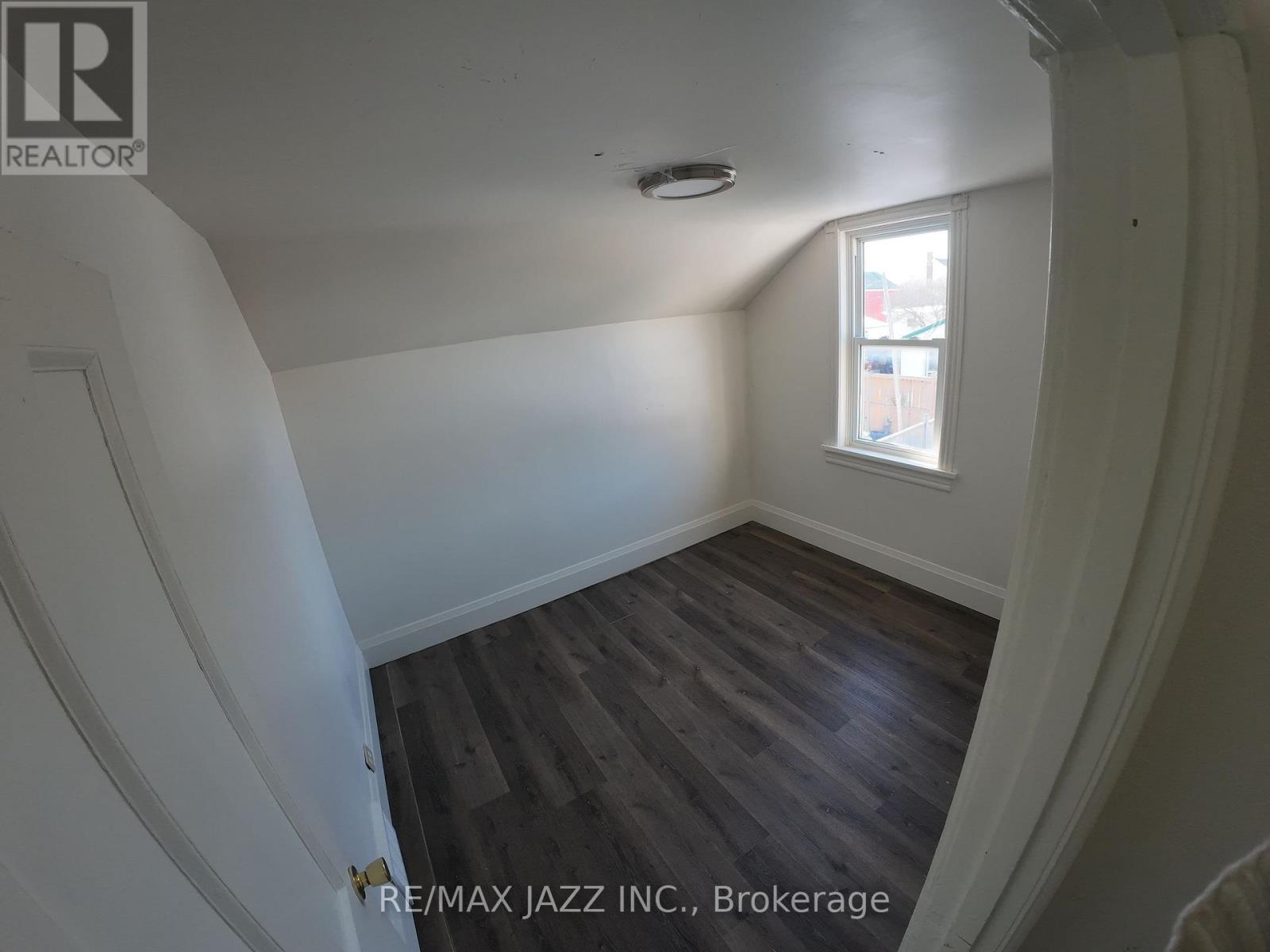 548 Front Street, Oshawa, Ontario  L1H 4V3 - Photo 7 - E12828478