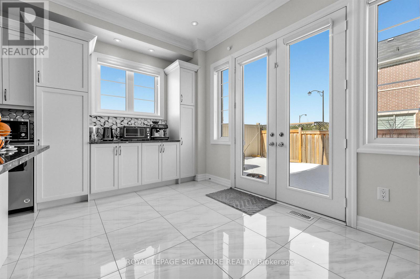 3907 Thomas Alton Boulevard, Burlington, Ontario  L7M 1A2 - Photo 20 - W12827496