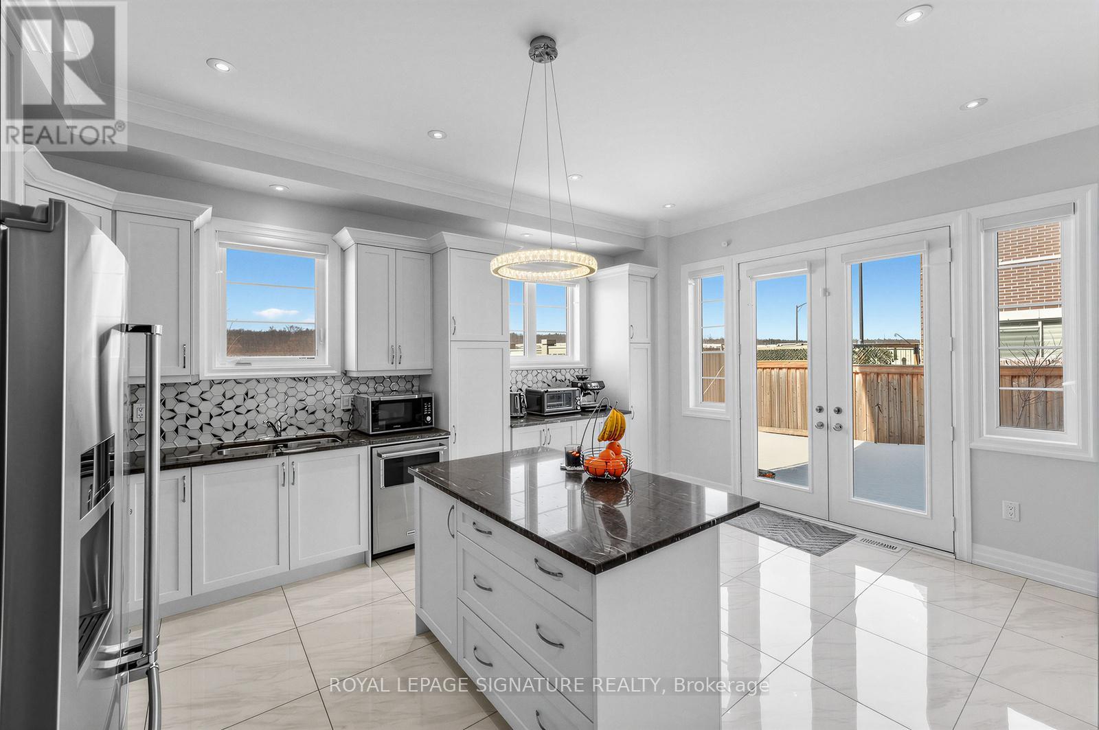 3907 Thomas Alton Boulevard, Burlington, Ontario  L7M 1A2 - Photo 17 - W12827496