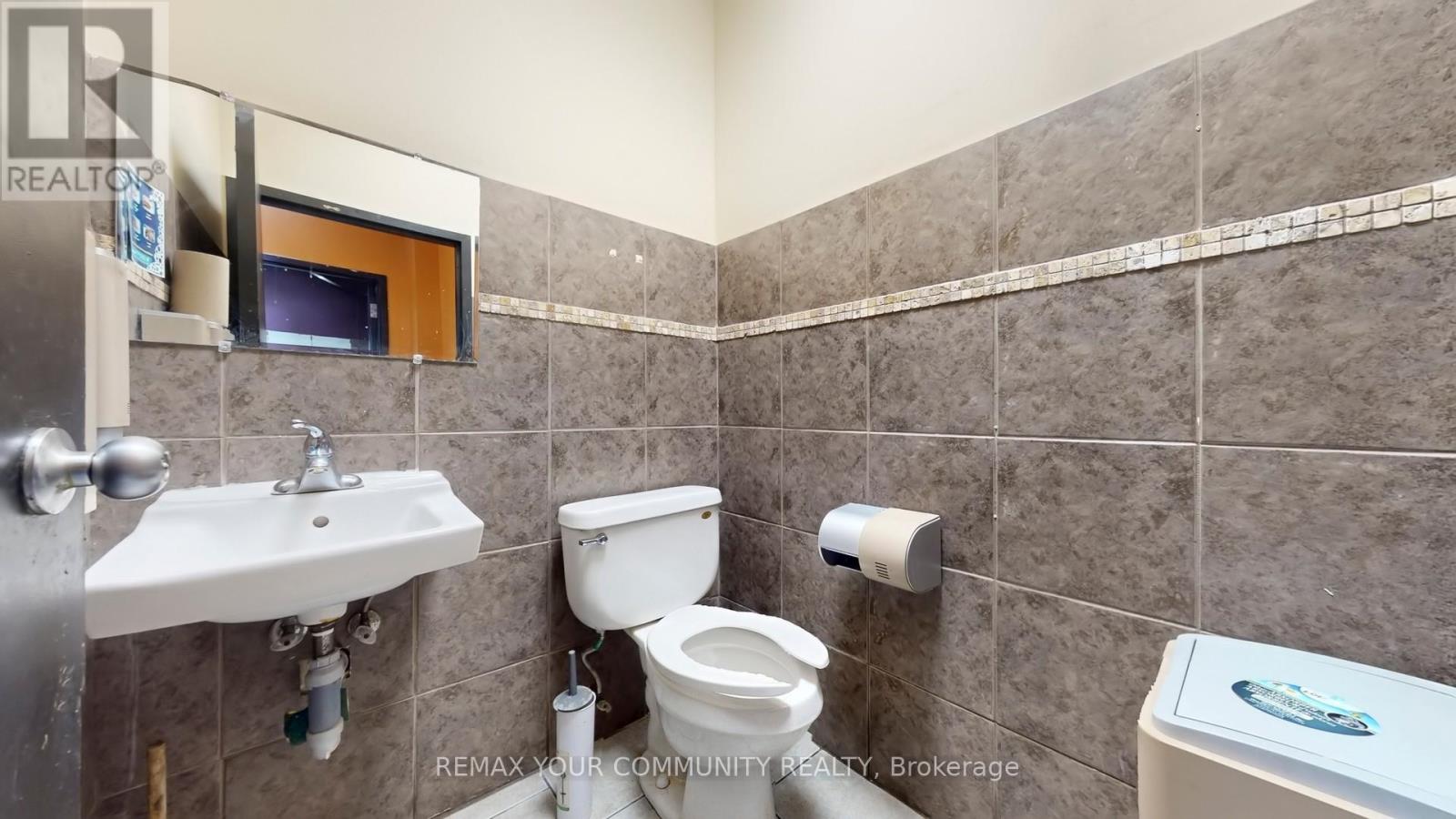 1383 Wilson Road N, Oshawa, Ontario  L1K 2Z5 - Photo 14 - E12828762