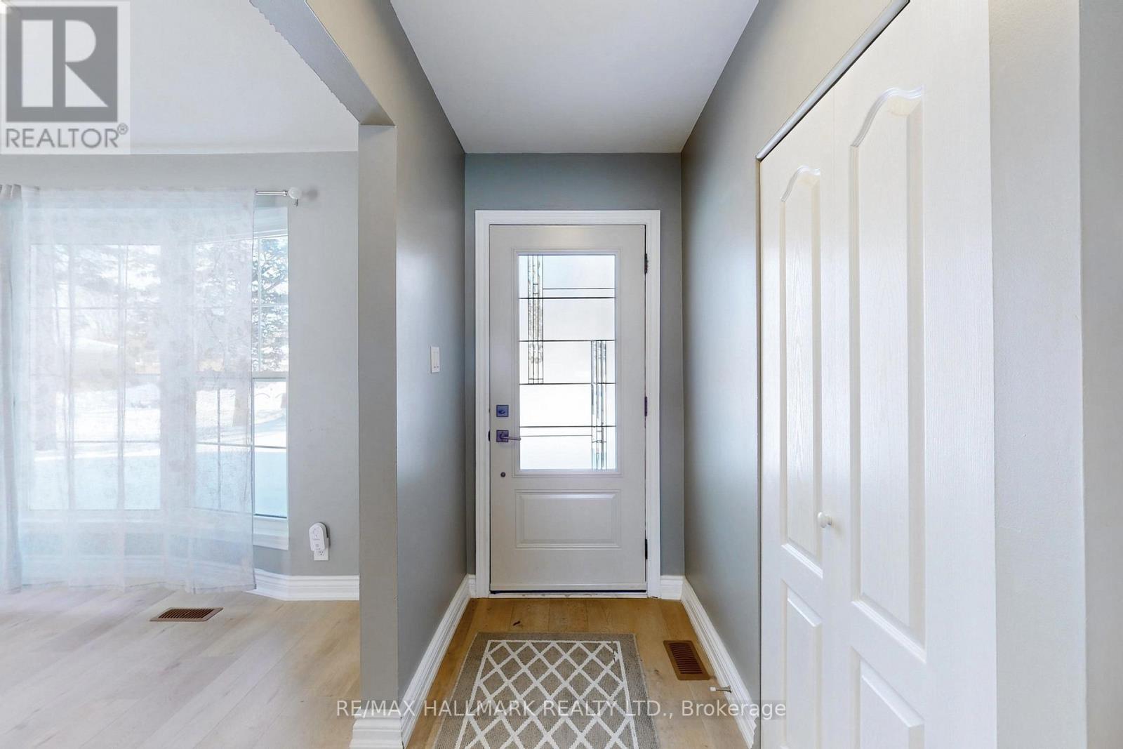 448 Loretta Crescent, Whitchurch-Stouffville, Ontario  L4A 7G2 - Photo 12 - N12828742