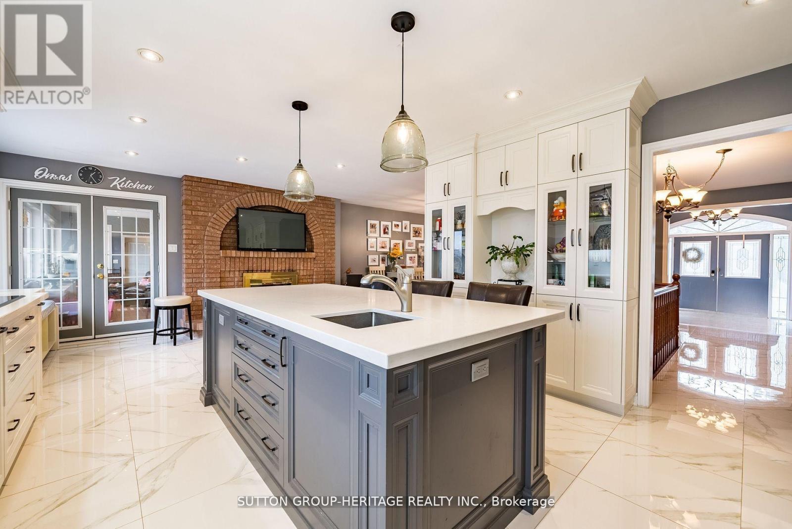 3944 19th Avenue, Markham, Ontario  L6C 1M2 - Photo 8 - N12828796