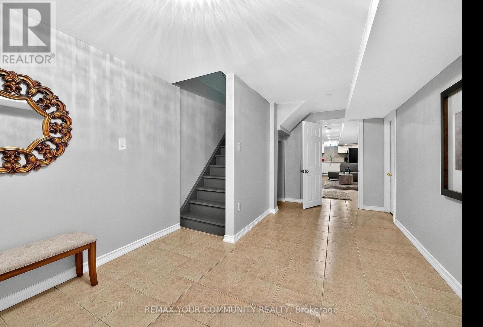 Basement 95 Chelsea Crescent, Bradford West Gwillimbury (Bradford), Ontario  L3Z 0J7 - Photo 2 - N12828806