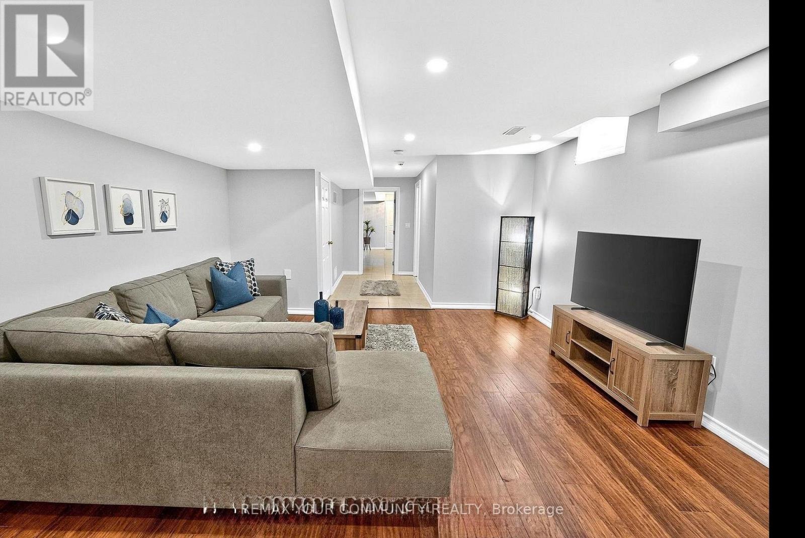 Basement 95 Chelsea Crescent, Bradford West Gwillimbury (Bradford), Ontario  L3Z 0J7 - Photo 4 - N12828806