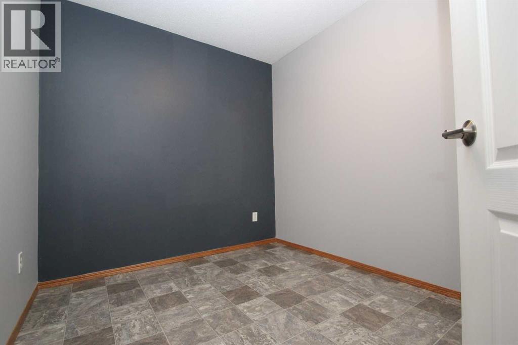 320, 260 Duston Street, Red Deer, Alberta  T4R 2S7 - Photo 25 - A2287268