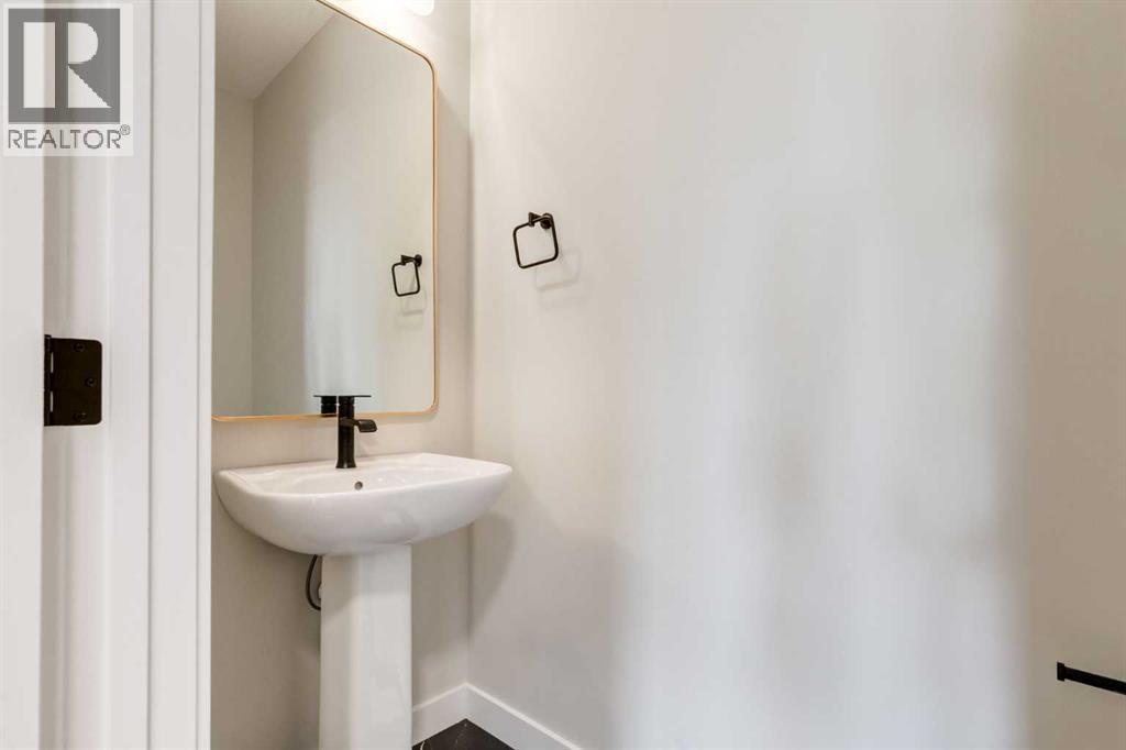 49 Andalusian Road, Cochrane, Alberta T4C 3B7 - Photo 16 - A2277180