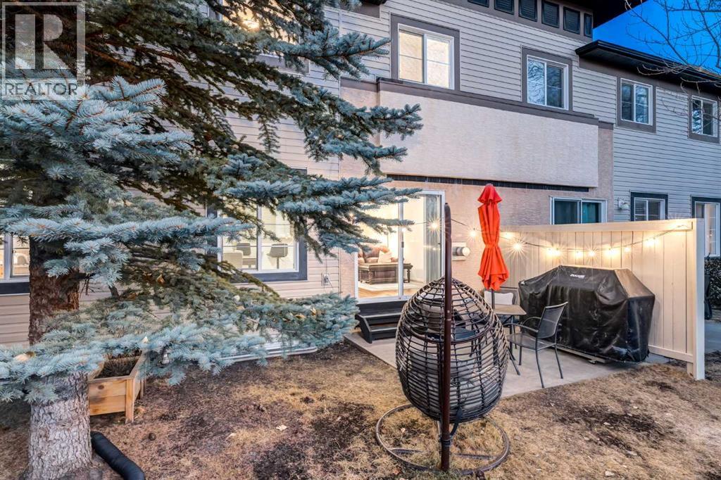 142 Eversyde Common Sw, Calgary, Alberta  T2Y 4Z6 - Photo 32 - A2284511