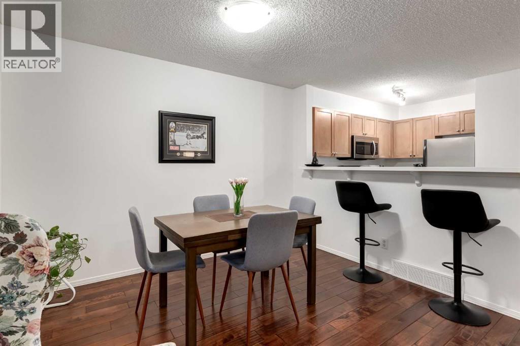 142 Eversyde Common Sw, Calgary, Alberta  T2Y 4Z6 - Photo 12 - A2284511