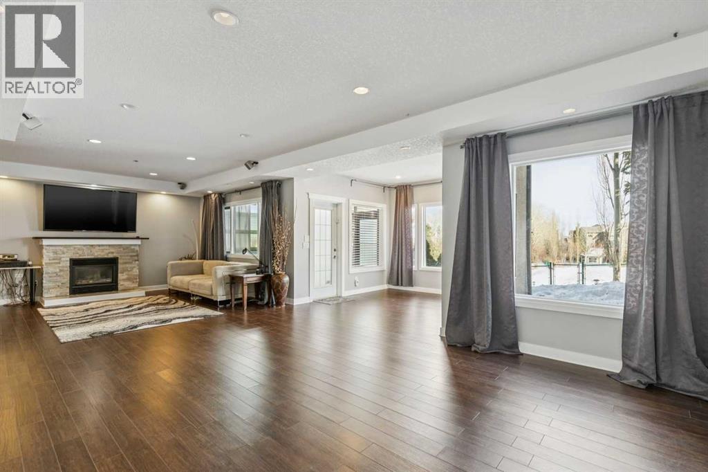 22 Valley Creek Road Nw, Calgary, Alberta  T3B 5T9 - Photo 30 - A2289384