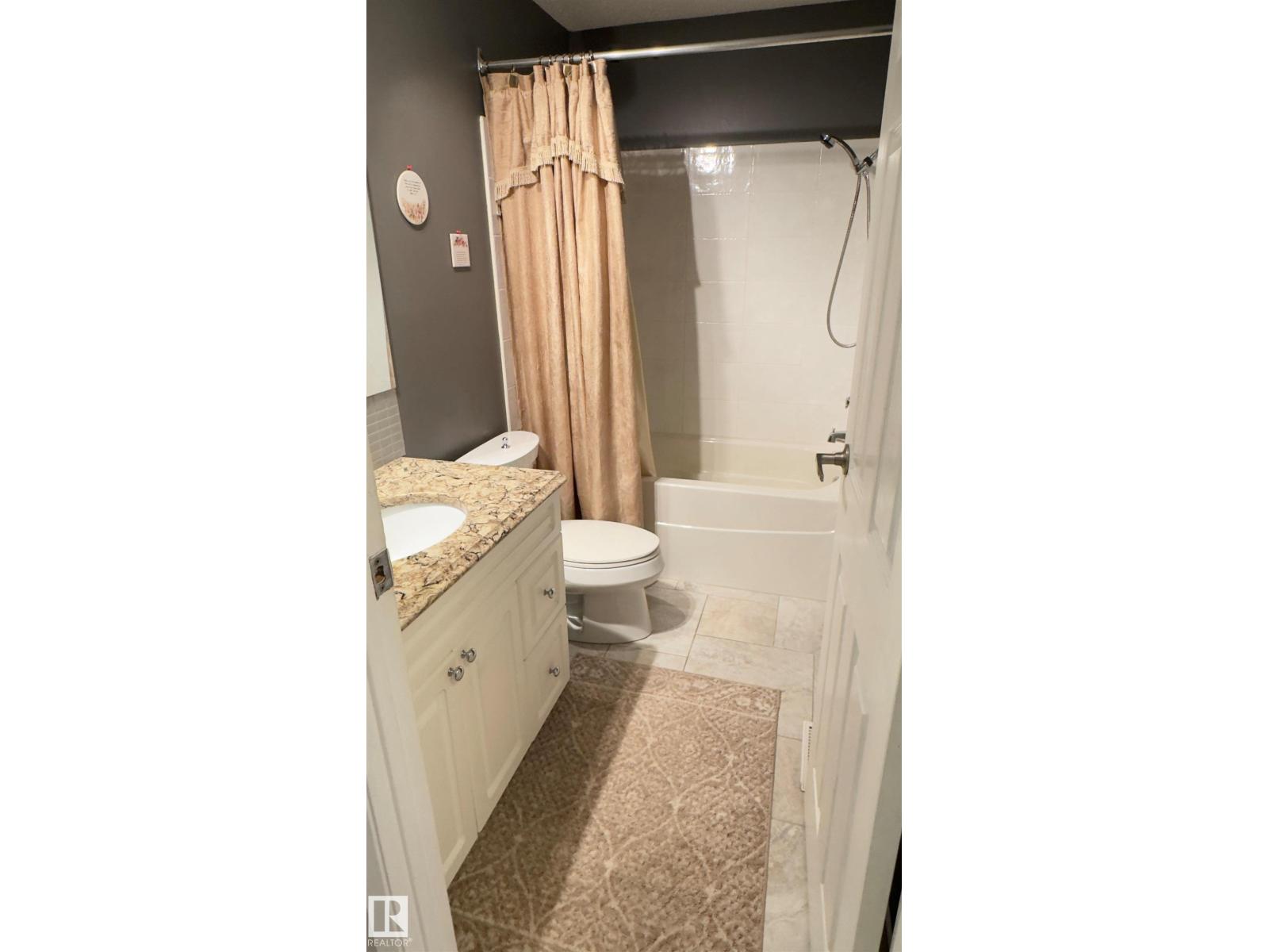 296 Greenoch Cr Nw, Edmonton, Alberta  T6L 1B4 - Photo 15 - E4475237