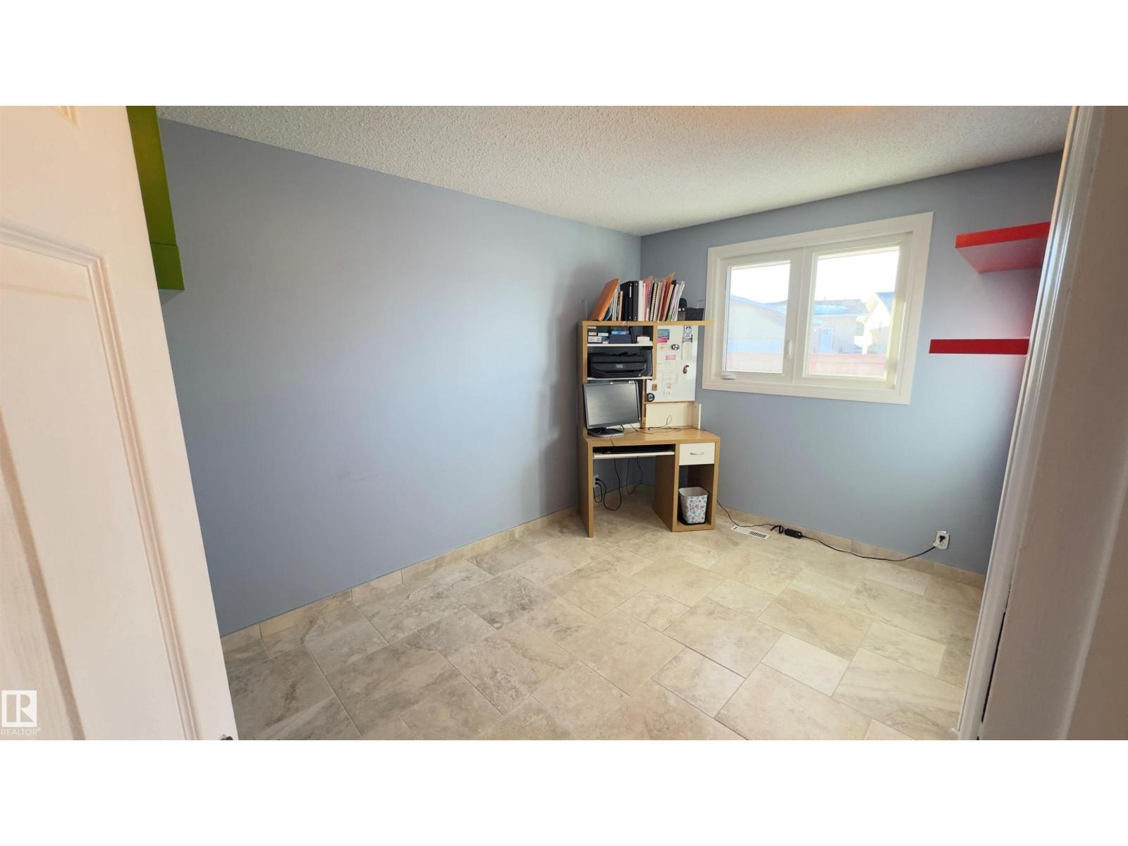 296 Greenoch Cr Nw, Edmonton, Alberta  T6L 1B4 - Photo 17 - E4475237