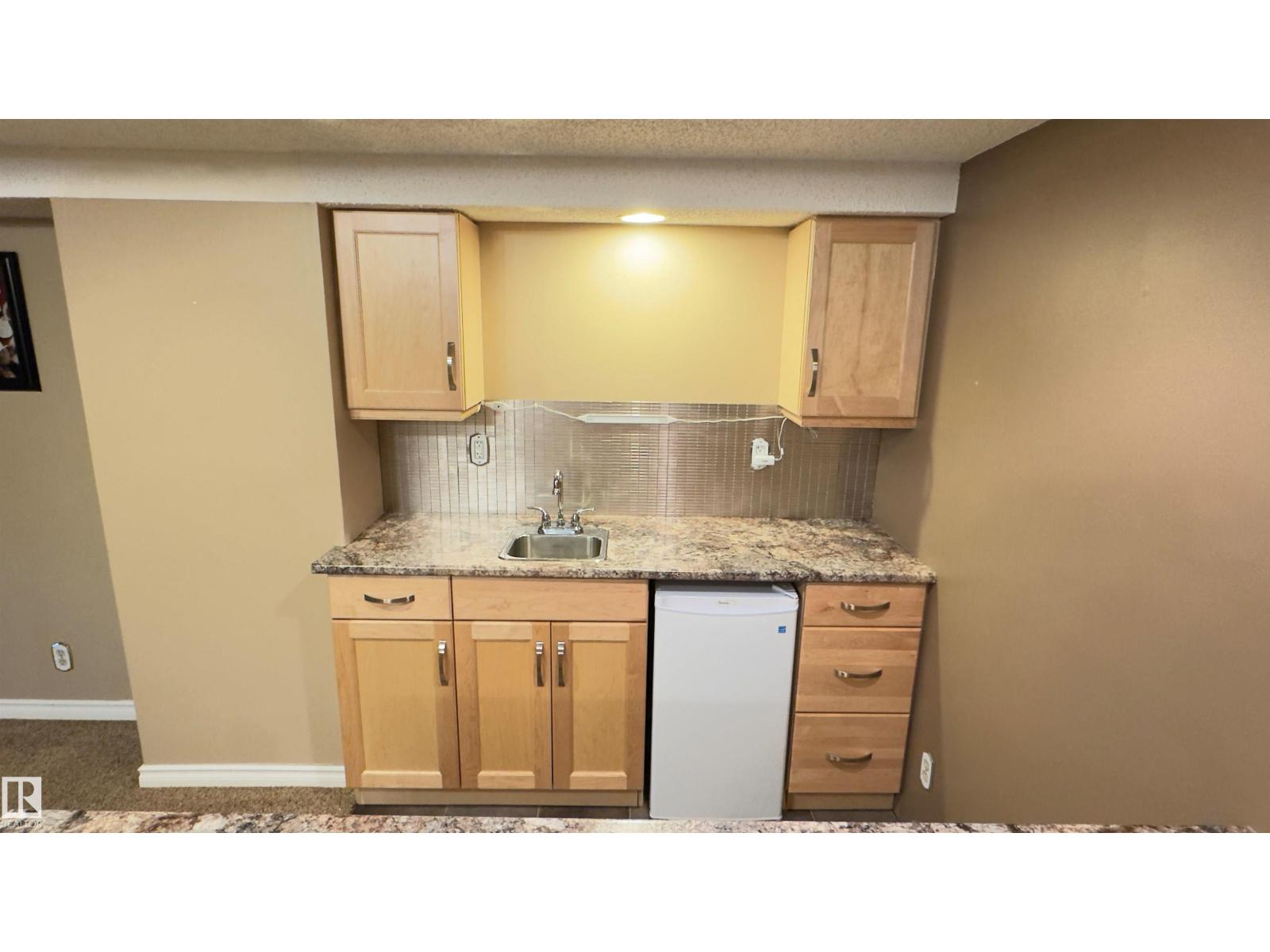 296 Greenoch Cr Nw, Edmonton, Alberta  T6L 1B4 - Photo 32 - E4475237