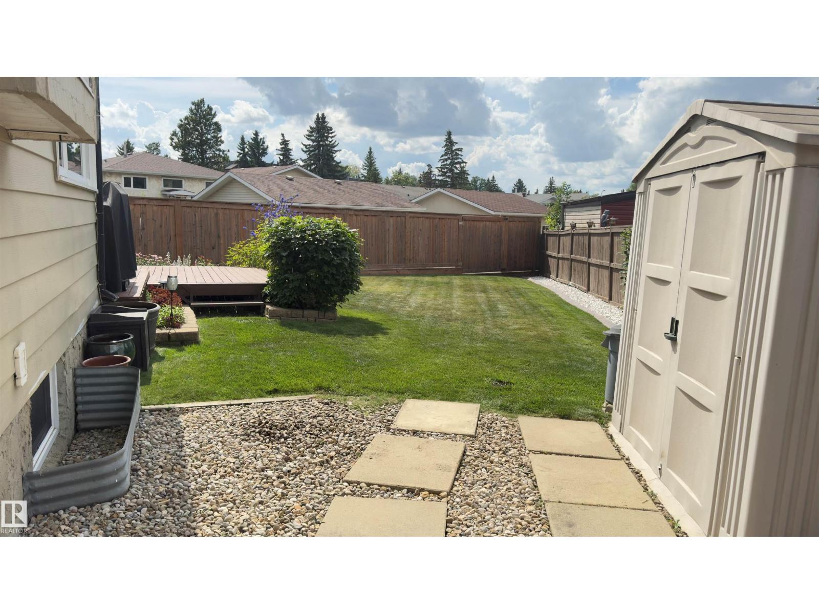 296 Greenoch Cr Nw, Edmonton, Alberta  T6L 1B4 - Photo 5 - E4475237