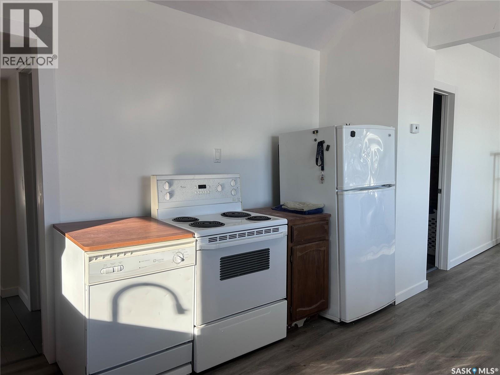 314 Railway Street, Bienfait, Saskatchewan  S0C 0M0 - Photo 11 - SK029336