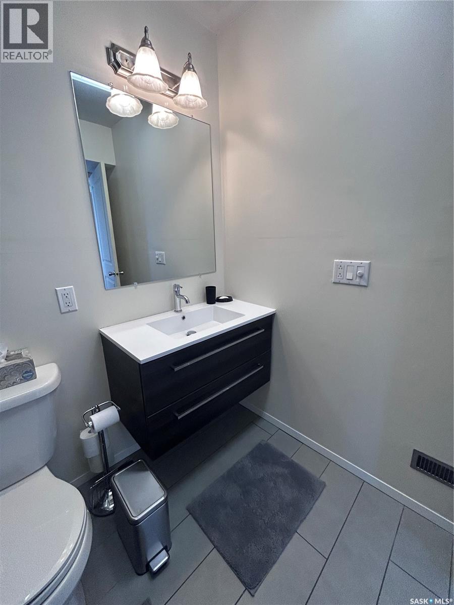 314 Railway Street, Bienfait, Saskatchewan  S0C 0M0 - Photo 23 - SK029336