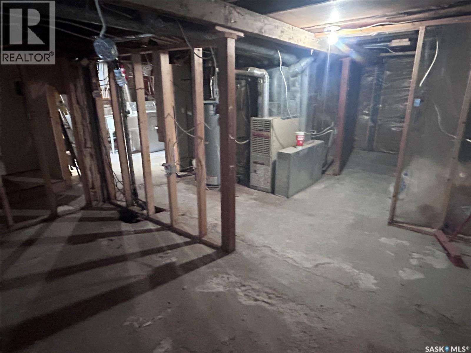 314 Railway Street, Bienfait, Saskatchewan  S0C 0M0 - Photo 26 - SK029336