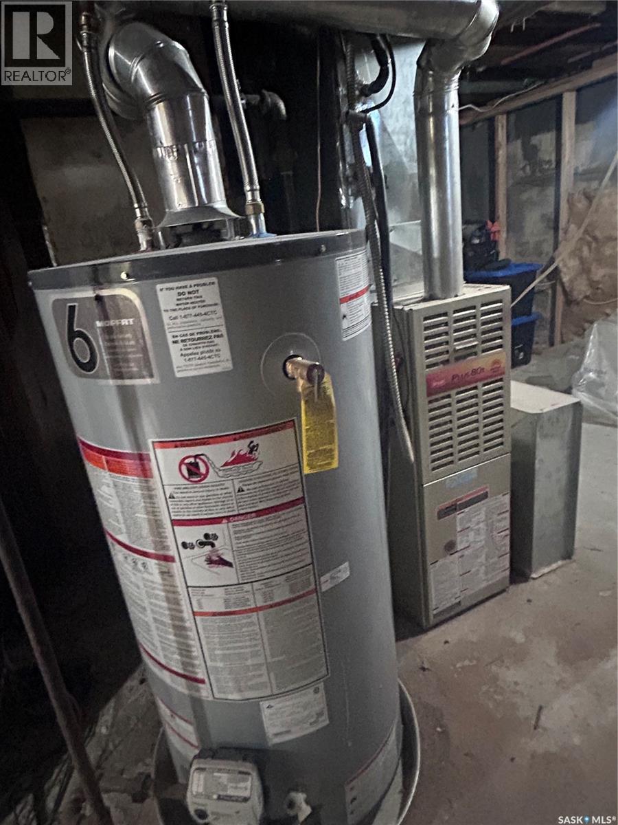 314 Railway Street, Bienfait, Saskatchewan  S0C 0M0 - Photo 28 - SK029336