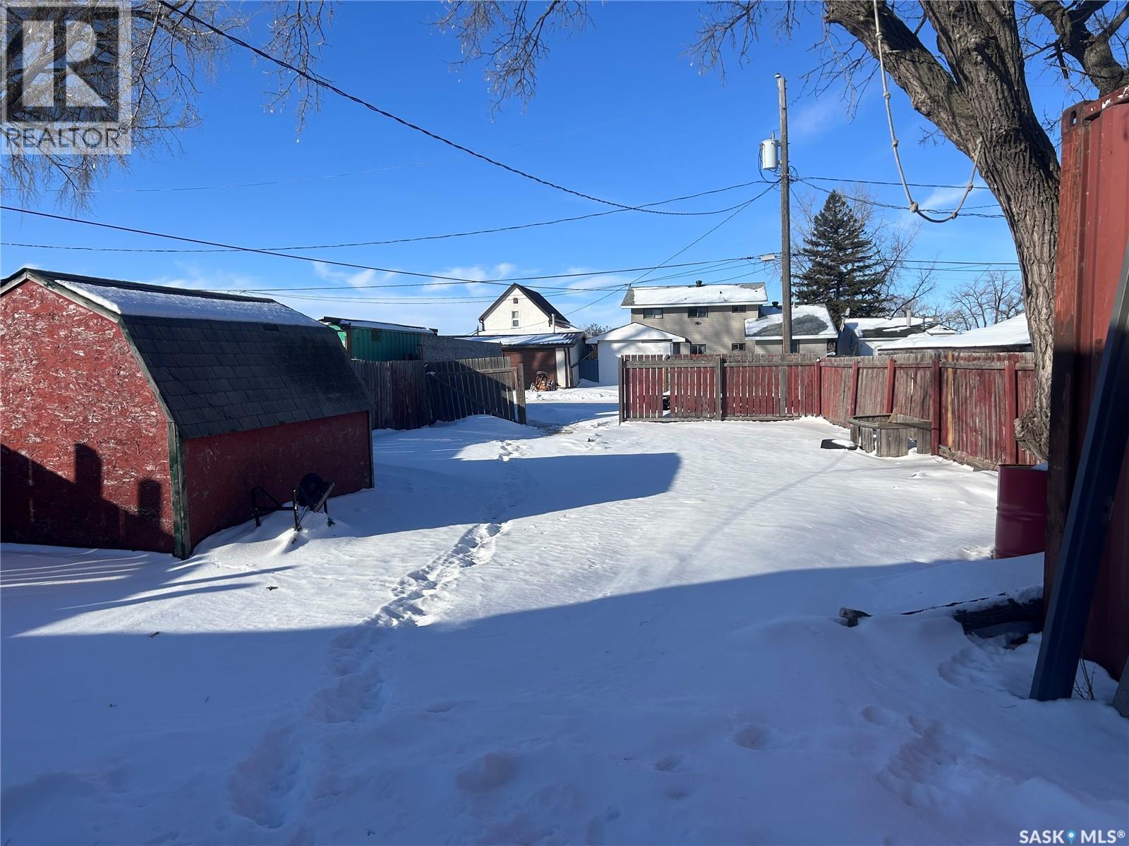 314 Railway Street, Bienfait, Saskatchewan  S0C 0M0 - Photo 3 - SK029336