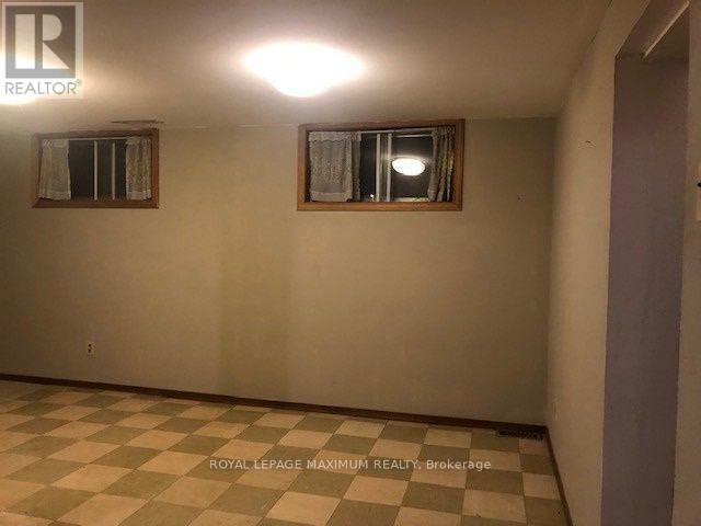 452 Harvie Avenue, Toronto, Ontario  M6E 4L8 - Photo 22 - W12828746