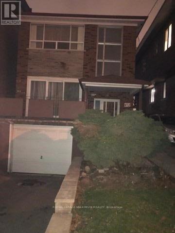 452 Harvie Avenue, Toronto, Ontario  M6E 4L8 - Photo 3 - W12828746