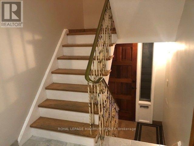 452 Harvie Avenue, Toronto, Ontario  M6E 4L8 - Photo 4 - W12828746