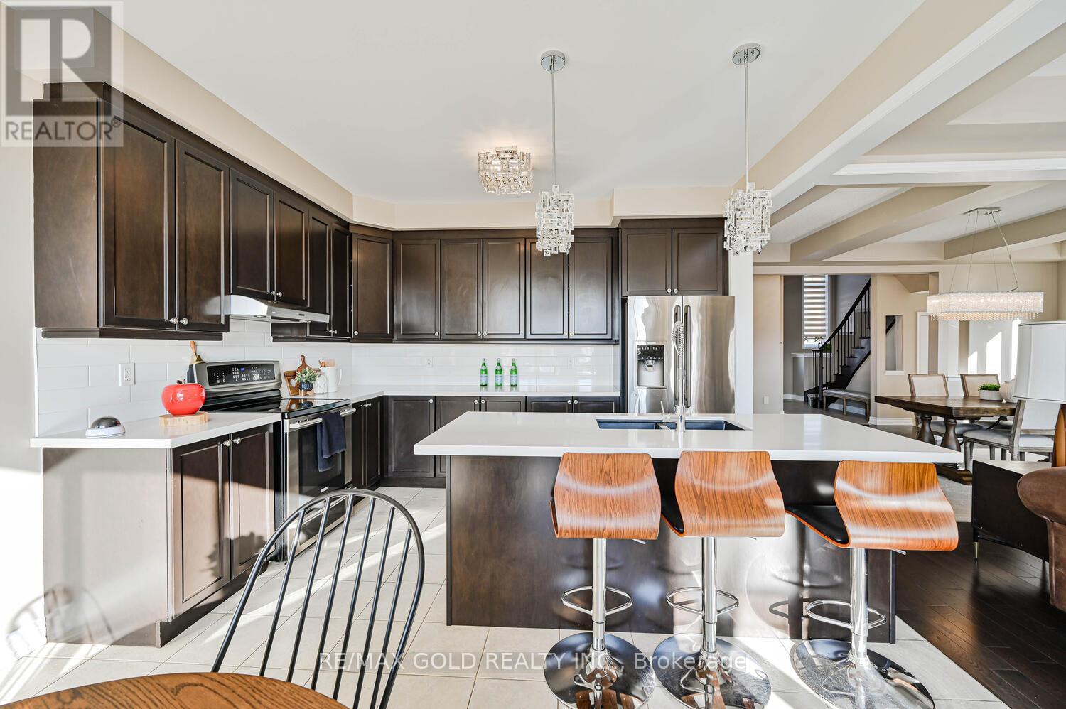 86 Miracle Trail, Brampton, Ontario  L7A 0G2 - Photo 24 - W12828764