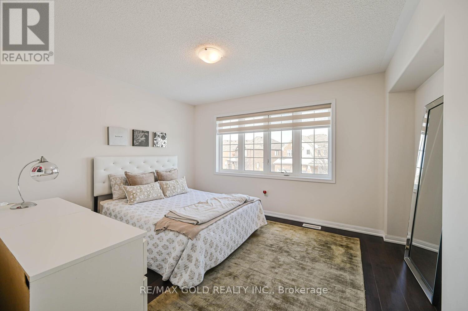 86 Miracle Trail, Brampton, Ontario  L7A 0G2 - Photo 34 - W12828764