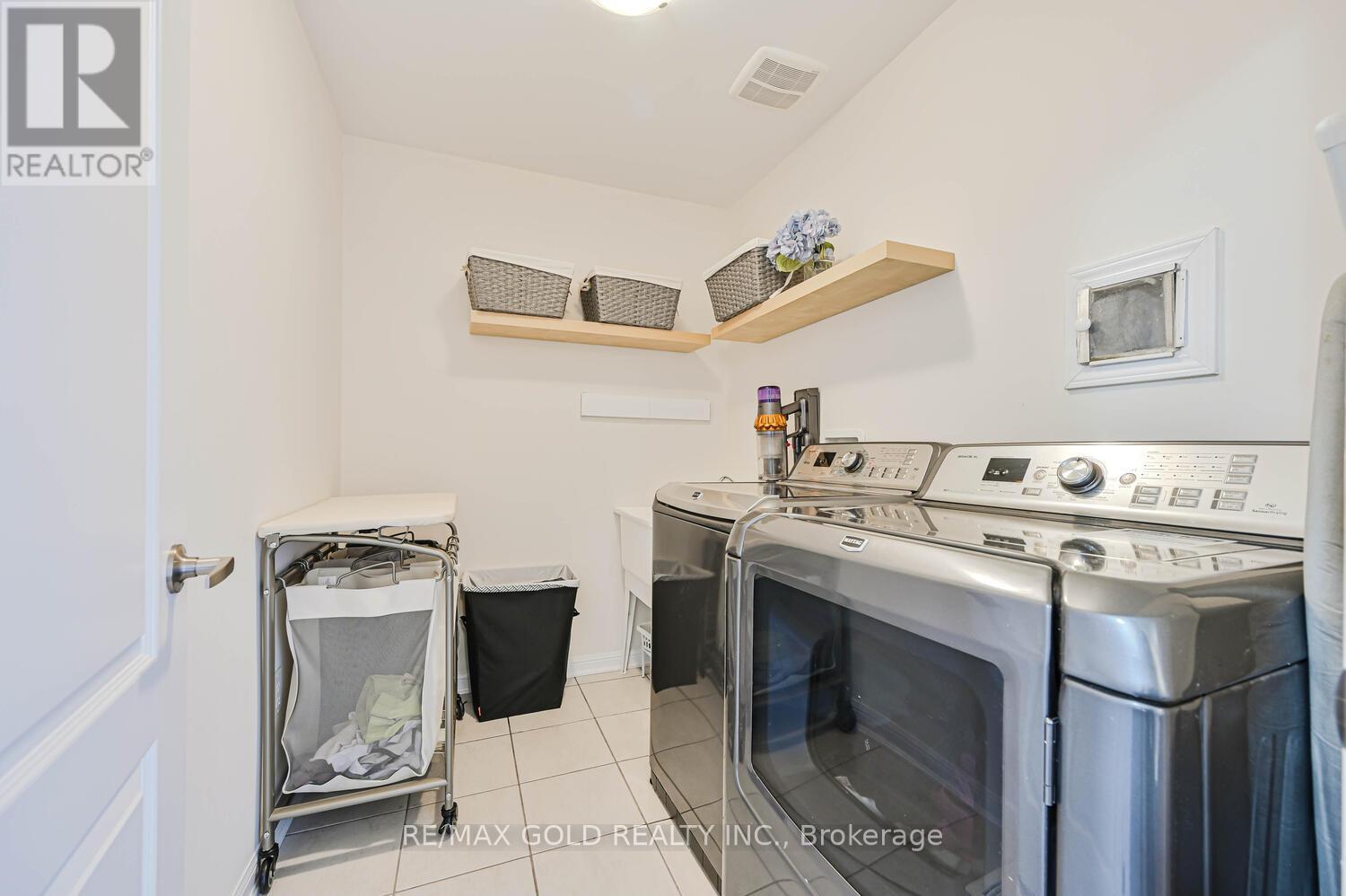 86 Miracle Trail, Brampton, Ontario  L7A 0G2 - Photo 35 - W12828764