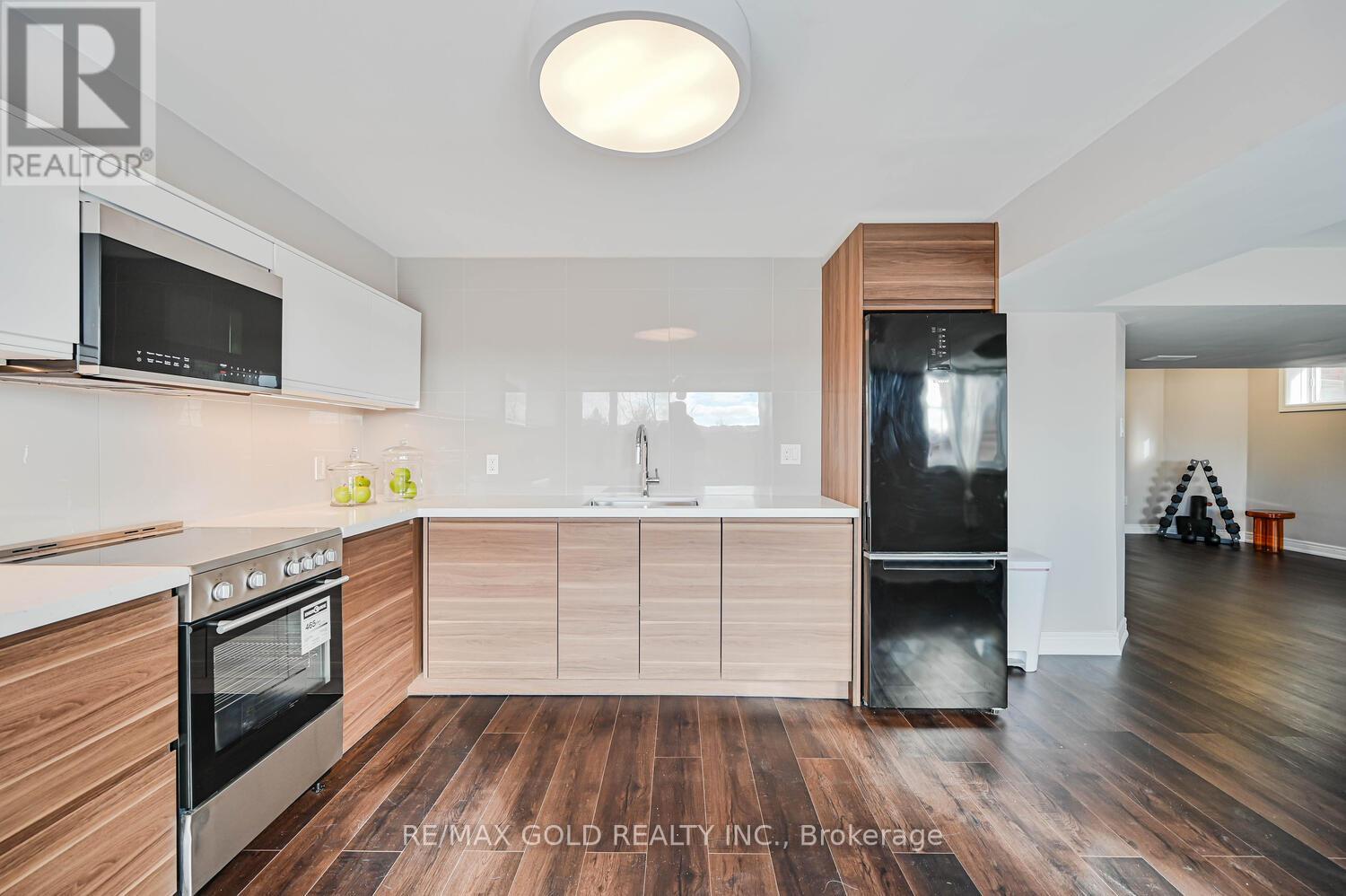 86 Miracle Trail, Brampton, Ontario  L7A 0G2 - Photo 41 - W12828764