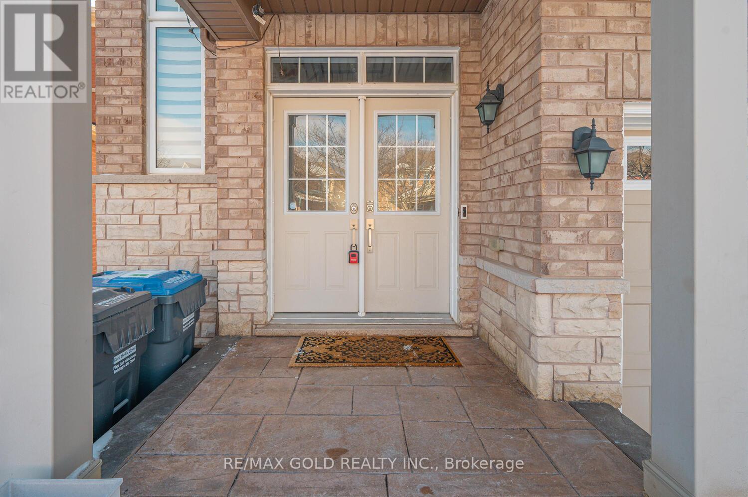 86 Miracle Trail, Brampton, Ontario  L7A 0G2 - Photo 7 - W12828764