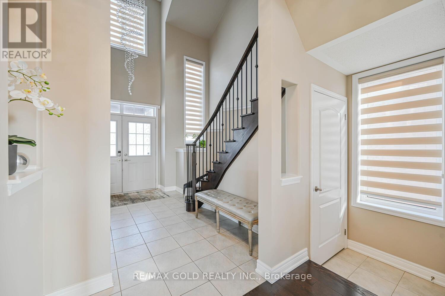 86 Miracle Trail, Brampton, Ontario  L7A 0G2 - Photo 9 - W12828764