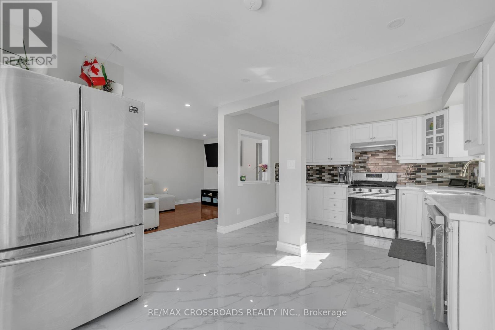 65 Creditstone Road, Brampton, Ontario  L6Y 4E9 - Photo 12 - W12828784