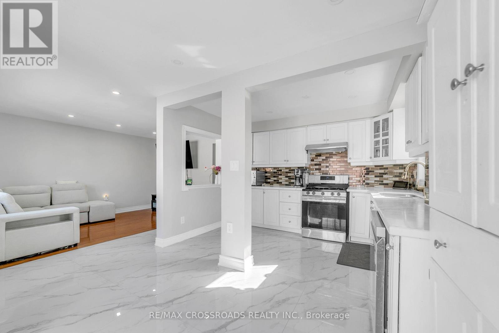 65 Creditstone Road, Brampton, Ontario  L6Y 4E9 - Photo 13 - W12828784