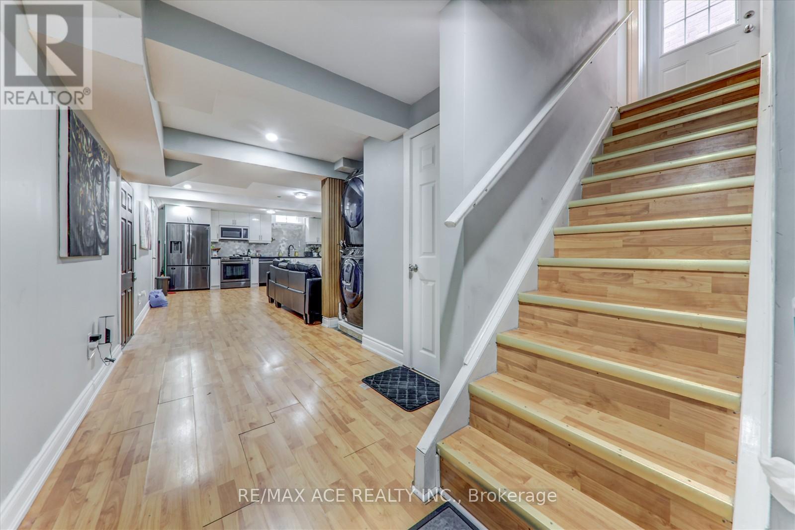 4718 Wild Rose Street, Mississauga, Ontario  L5M 5H3 - Photo 30 - W12828814