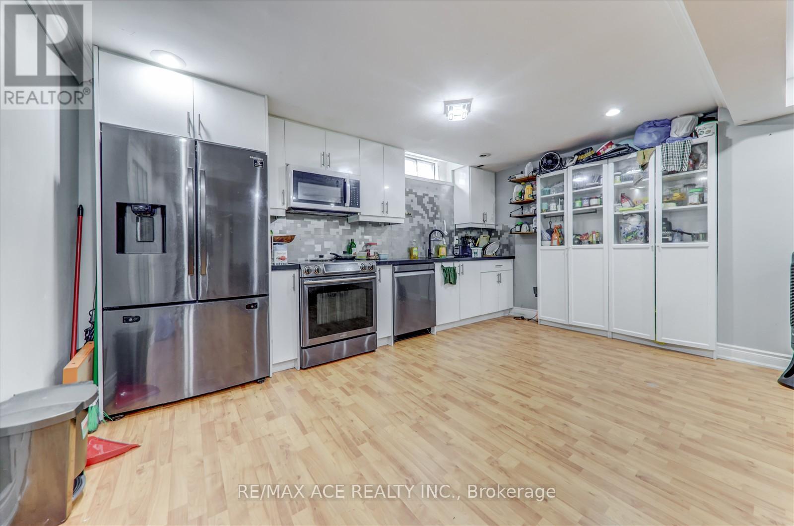 4718 Wild Rose Street, Mississauga, Ontario  L5M 5H3 - Photo 33 - W12828814