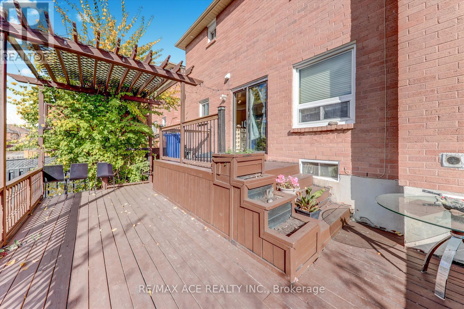 4718 Wild Rose Street, Mississauga, Ontario  L5M 5H3 - Photo 40 - W12828814