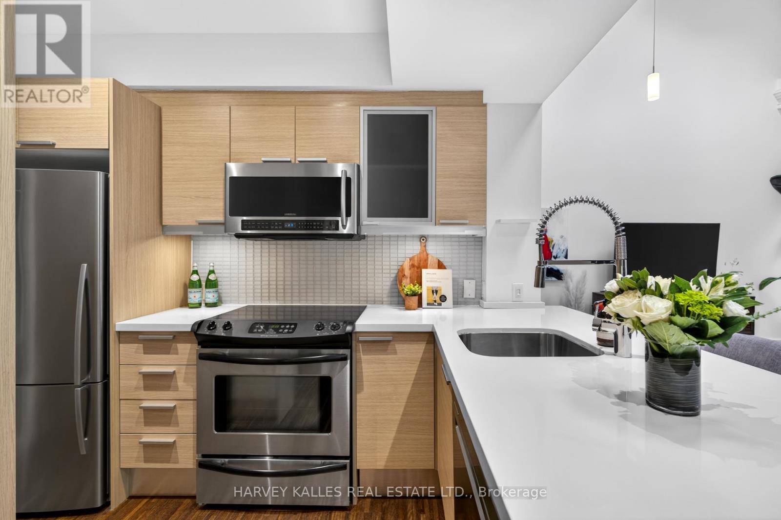 306 - 701 Dovercourt Road, Toronto, Ontario  M6H 0A1 - Photo 11 - C12828758