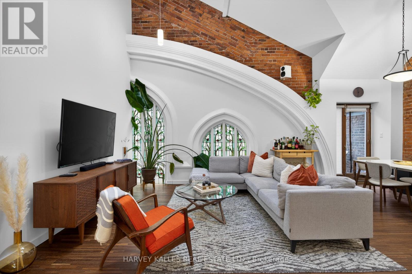 306 - 701 Dovercourt Road, Toronto, Ontario  M6H 0A1 - Photo 2 - C12828758