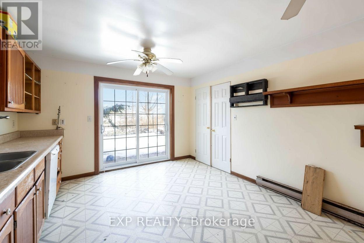 5378 Fly Road, Lincoln, Ontario  L0R 1B2 - Photo 8 - X12828790