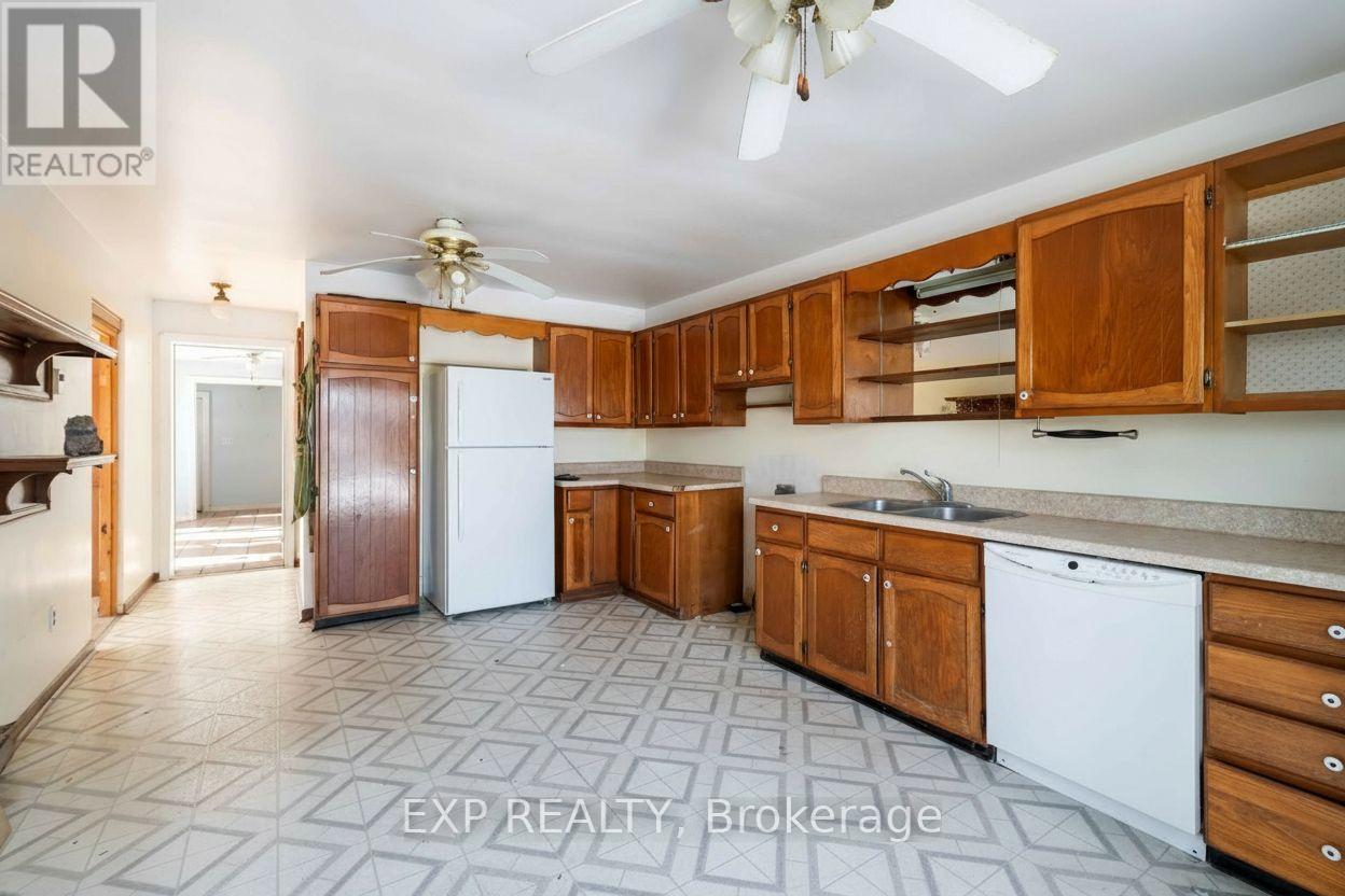 5378 Fly Road, Lincoln, Ontario  L0R 1B2 - Photo 9 - X12828790