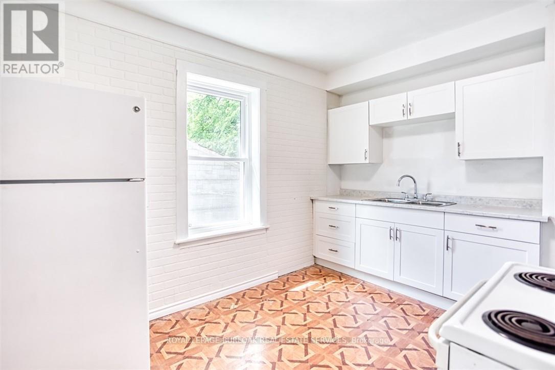 2712 Upper James Street, Hamilton, Ontario  L0R 1W0 - Photo 14 - X12828800