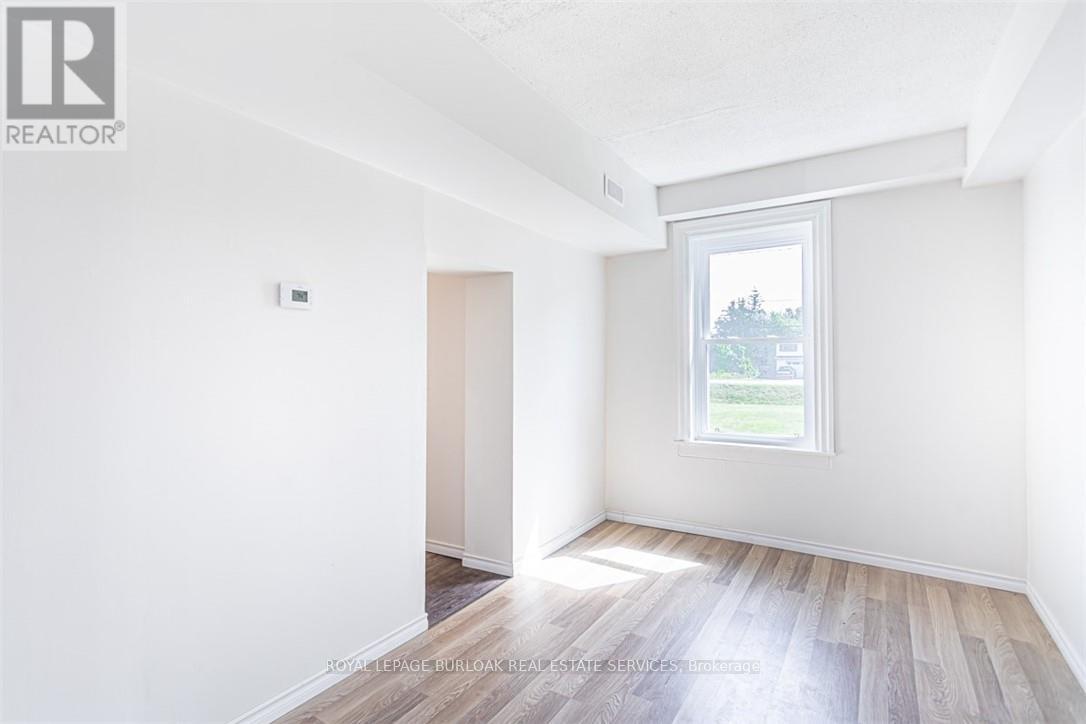 2712 Upper James Street, Hamilton, Ontario  L0R 1W0 - Photo 5 - X12828800