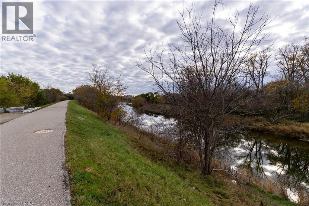 257 Grand River Avenue, Brantford, Ontario  N3T 4Y5 - Photo 20 - 40783807