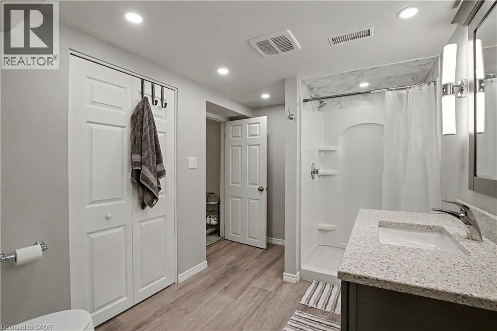 11 Carwyn Crescent, Hamilton, Ontario  L8S 3H3 - Photo 24 - 40808272