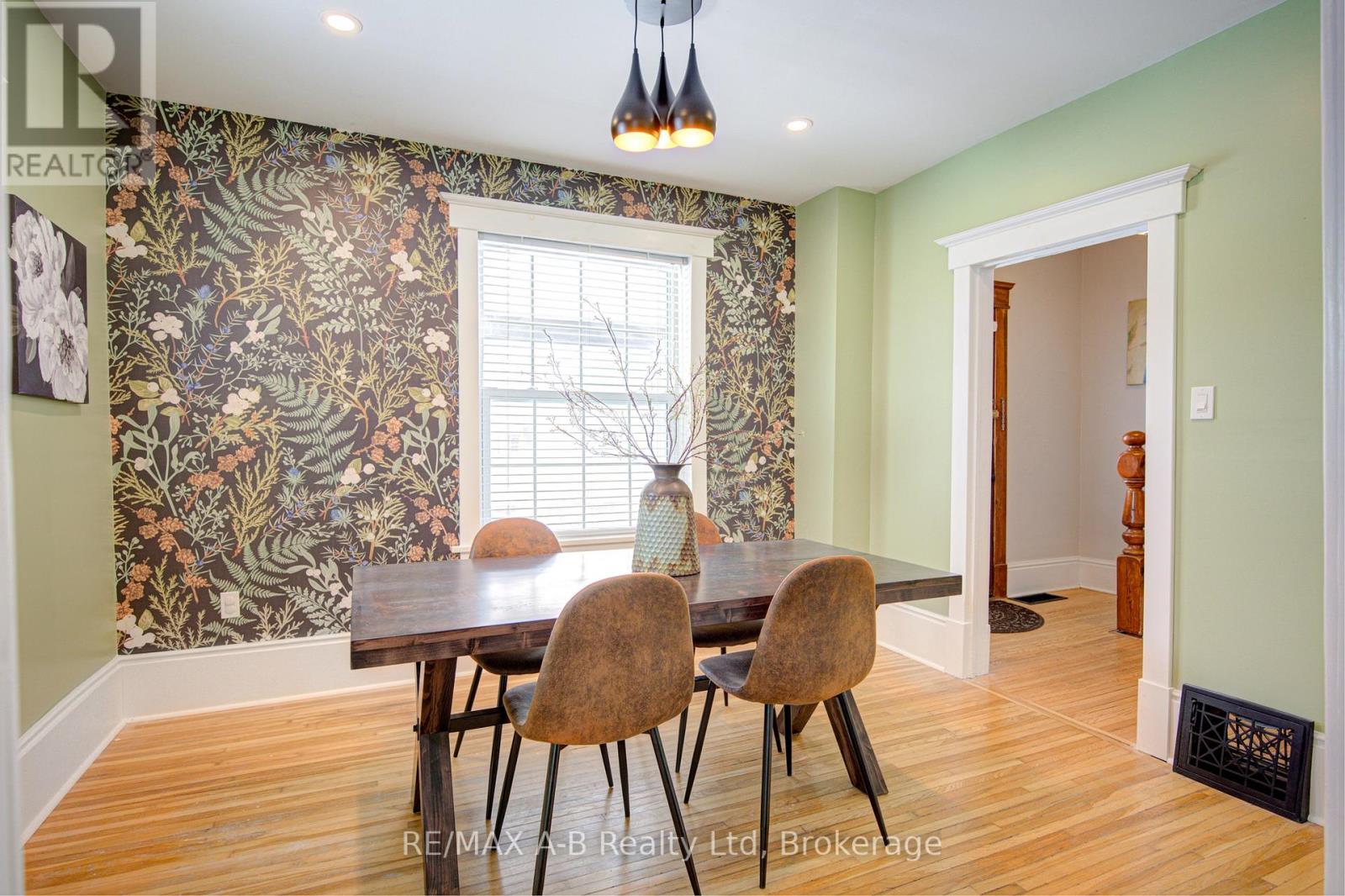 397 Albert Street, Stratford, Ontario  N5A 3L2 - Photo 8 - X12828922