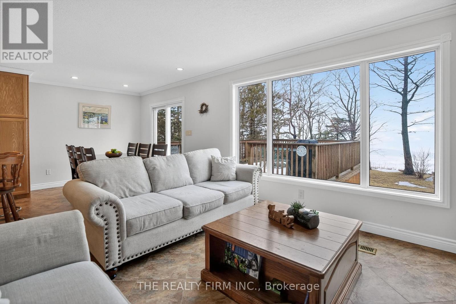 4084 Bluepoint Drive, Plympton-Wyoming, Ontario  N0N 1J6 - Photo 12 - X12828874